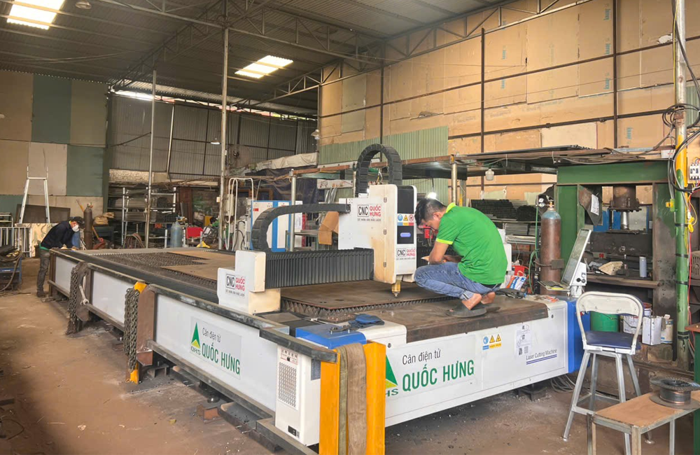 Cắt CNC Laser sắt tấm